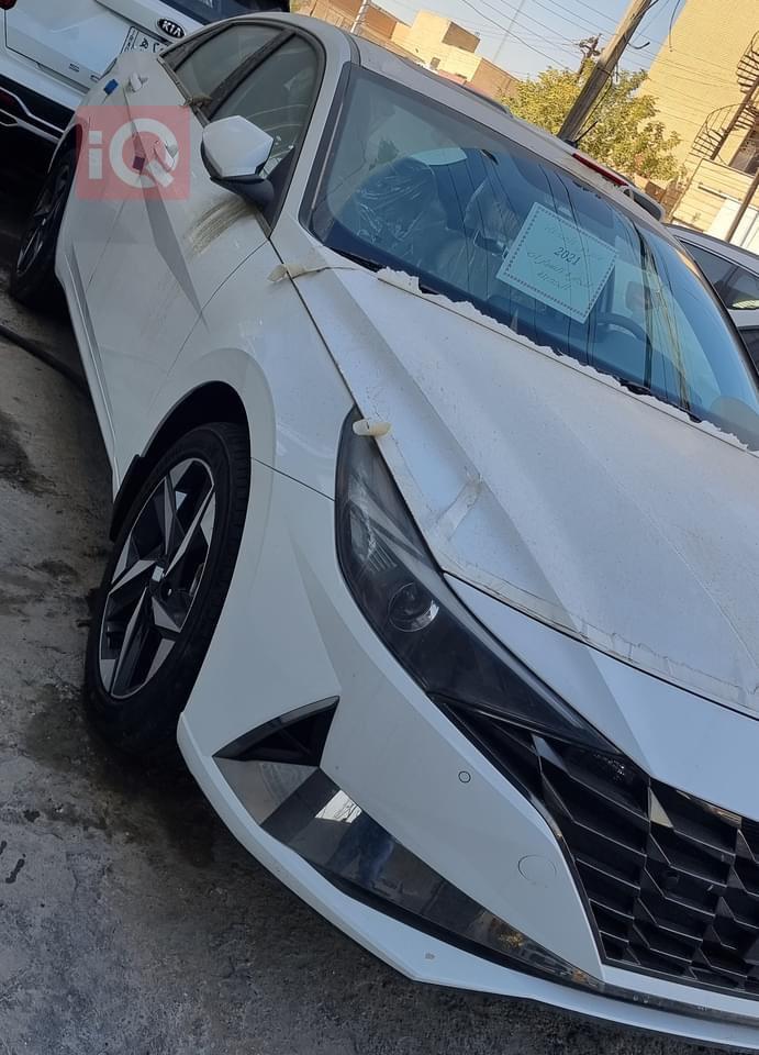 هیوندای ئەلەنترا